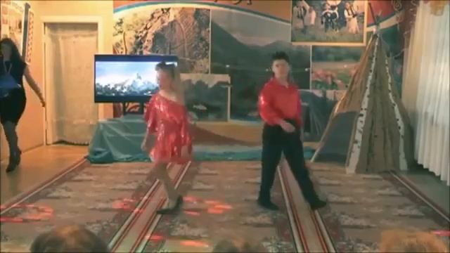 Выпускной бал в детском саду "Дети Амура" 2016г ЧДОУ ДС № 32 г.Хабаровск группа Улыбка смотреть онлайн