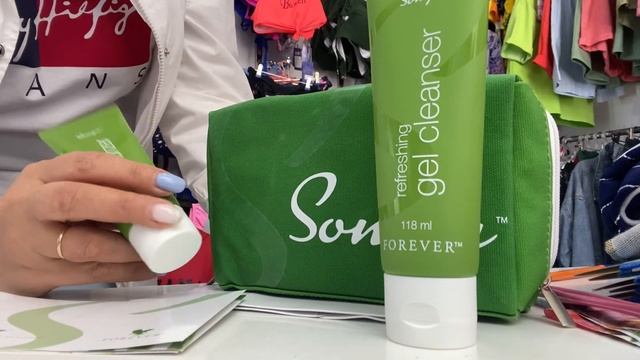 Серия по уходу за лицом ,зелёная соня на основе алое Вера смотреть онлайн