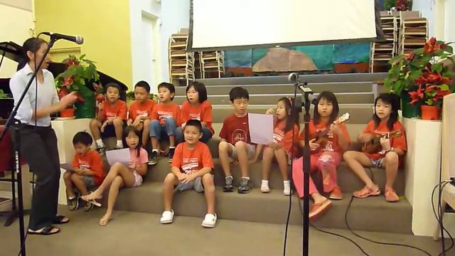 "Mele Kelikimaka" by HCBC Children's Choir смотреть онлайн