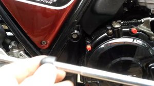 Установка дуг безопасности на Honda CB400 Crazy Iron.mp4