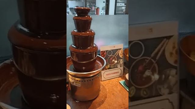 Номер и завтрак в отеле Novotel Phuket Vintage Park 4* смотреть онлайн