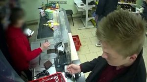 Парень украл сигареты из магазина