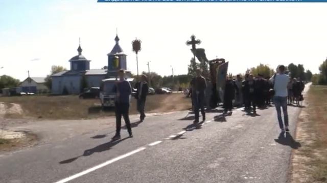 В Курском районе прошел крестный ход с иконой «Неопалимая Купина» смотреть онлайн