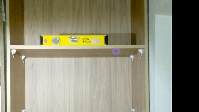 Устройство двустворчатого распашного шкафа в нише 2500х850х450
