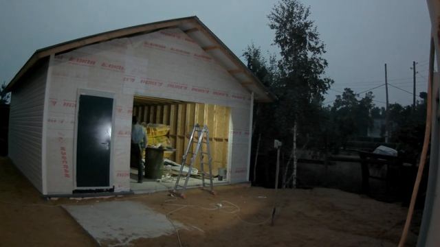 Стройка Гаража-2021. (34) - Сайдинг. День 5 смотреть онлайн