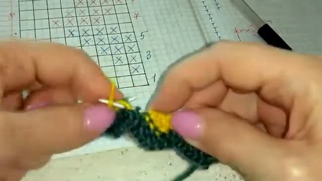 Жаккардовый узор "Зигзаг" спицами.