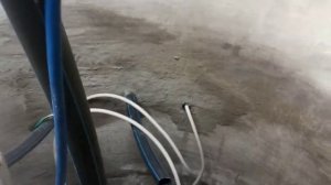 Кессон для скважины из метровых бетонных колец