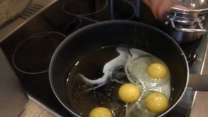 Оригинальная яичница с сосисками Пошаговый рецепт Вкусно просто и быстро