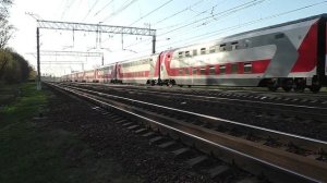 Электровоз ЭП2К-248 (ТЧЭ-6) со скорым фирменным поездом "Двухэтажный состав" №026Г Москва - Ижевск.