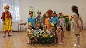 праздник осени 2017.7 сценка