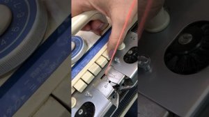 Вязание шнура на вязальной машине.