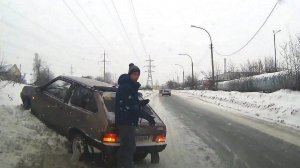 Добрые поступки водителей. Главное - оставаться людьми!