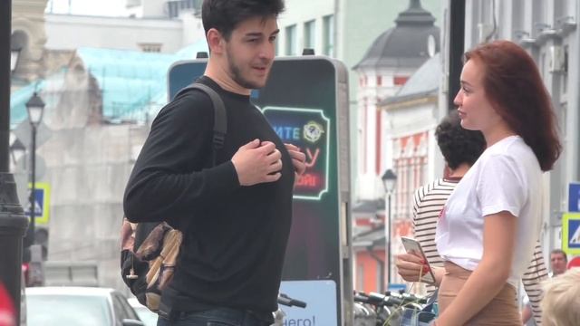 Она вся промокла. Знакомство с девушкой смотреть онлайн