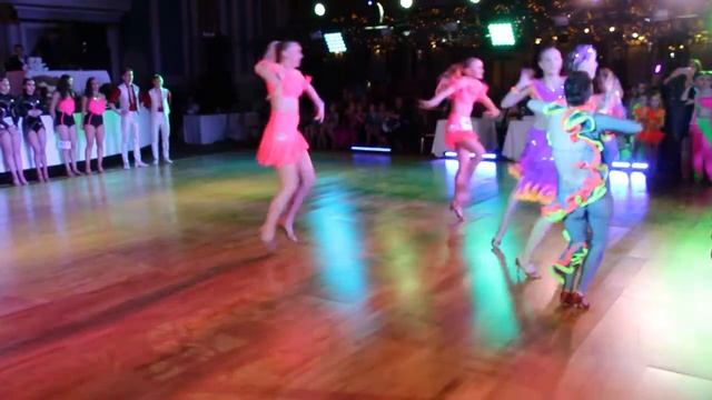 Very Salsa! (Duets) смотреть онлайн