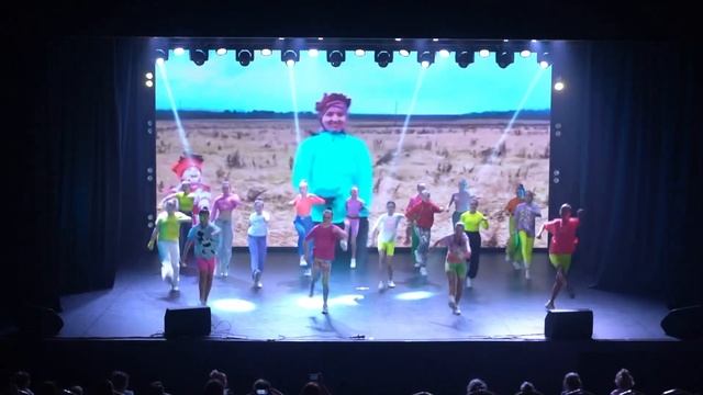 Финал концерта «Мама, Я Танцую!» Детская Хореографическая студия «Фантазия» www.fantasia-dance.ru смотреть онлайн