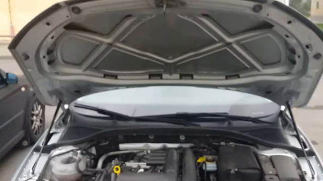 Skoda Octavia A7 - работа упоров капота (AUTOUPOR) смотреть онлайн