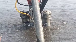 Шламовый (360 м³/час) насос DRAGFLOW HY85B + 2EXHY20 на стреле экскаватора  → www.dragflow.ru