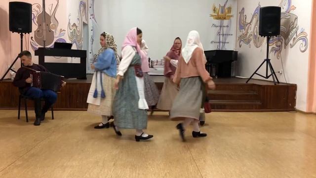 Круговая пляска под наигрыш «Подгорная» с. Усманка Борского района Самарская область смотреть онлайн