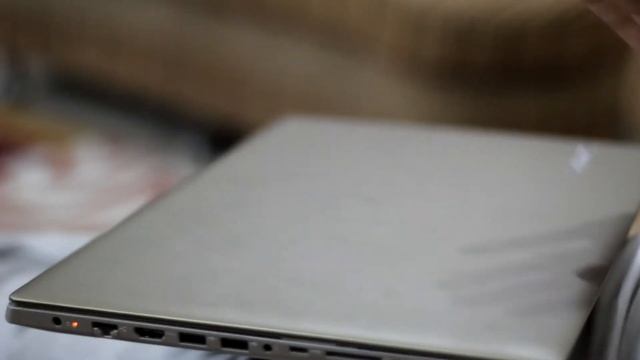 Lenovo ideapad 520 Complete Review Hindi/Urdu смотреть онлайн