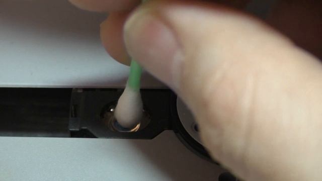Как правильно почистить лазер Игровой приставки, DVD, CD Rom, Blu Ray проигрывателей?