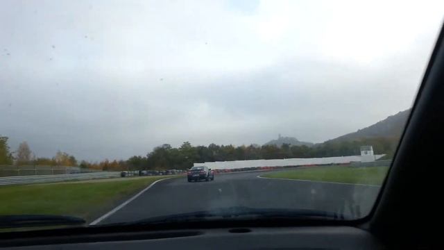 Autodrom most 26.10.2013 - Nissan Sunny 2.0 GTi 180ps смотреть онлайн