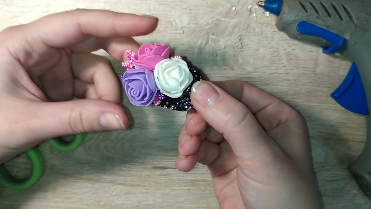 заколка из остатков кожзама и фоамирана_девочки их обожают_легко и ...