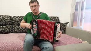 "Напилася я пьяна" на гармони