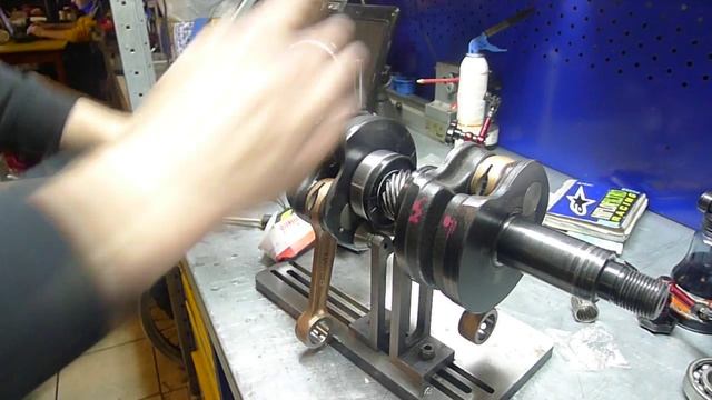 Коленвал от гидроцикла BRP 717 после замены шатунов. смотреть онлайн