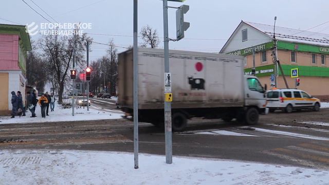 Светофор на перекрёстке улиц Парижской коммуны и Октябрьской переведут в авто режим
