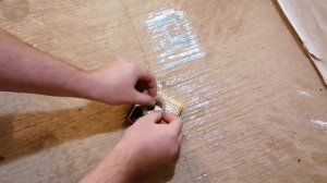 ?️Как разобрать лампочку. Ваза из лампочки. Сувенир из лампочки своими руками