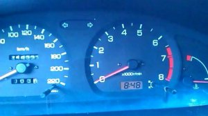 глюк тахометра на nissan almera.  glitch tachometer on a nissan almera.