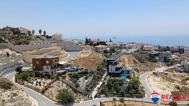 Seaview Plot with Permits in Agios Tychonas, Limassol смотреть онлайн