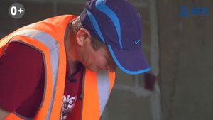 Нанесение ШТУКАТУРКИ НА СТЕНУ СОВИМИ РУКАМИ ➤Как сделать раствор из сухой строительной смеси ?АСК