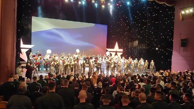 Муз. Эдуарда Ханка, сл. Ильи Резника. «СЛУЖИТЬ РОССИИ»