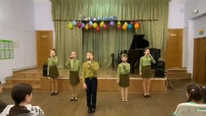 «Идёт солдат по городу» ансамбль Нон стоп руководитель Исраелян А.С..mp4
