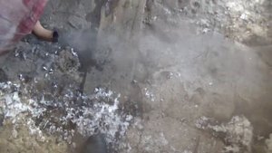 Лада Калина.Дымит,парит из всех щелей.Какая причина была?