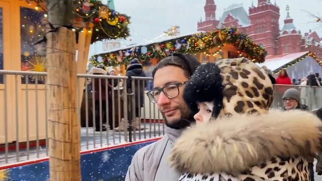 Новогодняя Москва. ГУМ-ярмарка. ГУМ-каток. Путешествие в Рождество.