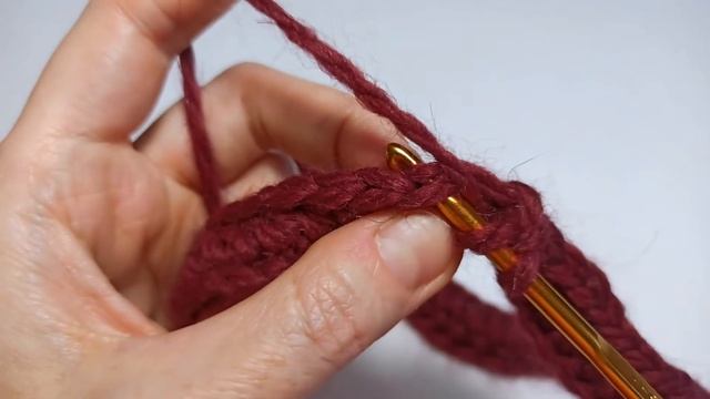 Самая простая повязка на голову крючком без швов из толстой пряжи (имитация резинки спицами)
