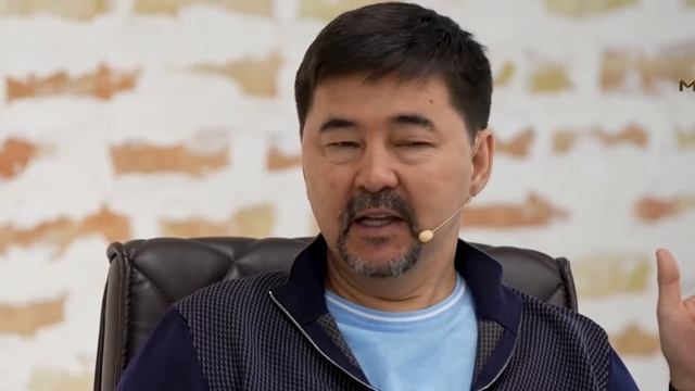 Психология Бедного Человека Загоняет Его Еще БОЛЬШЕ В ДОЛГИ! Маргулан Сейсембаев смотреть онлайн