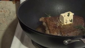 Вкусное, сочное, нежное мясо говядины на сковороде (просто и очень вкусно) | Вкусно готовим