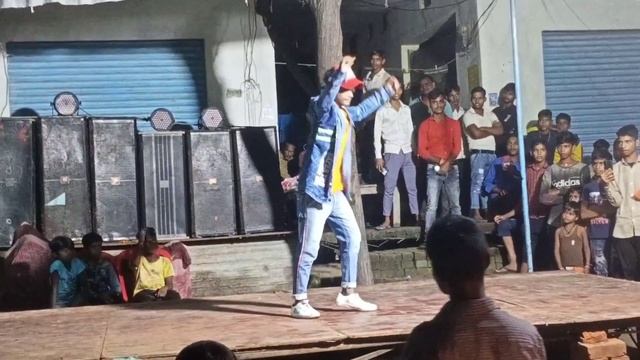 // #popping //#robotics #dance #video Bodyguard mixsong SkRaj robotDance #vairal @skrajrobot3915 смотреть онлайн