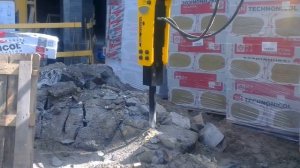 Распаковка гидромолота и установка на Jcb 3cx