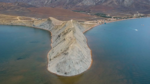 Коктебель-Орджоникидзе. Поход по берегу моря.