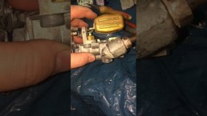 Как выставить уровень в поплавковой камере карбюратор К 126И