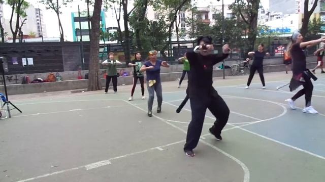 Zumba Pushkin 2.0 Especial de día de muertos con el profe Ary смотреть онлайн