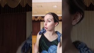 Яжмать записывает Лизоньку Единорожку в различные секции
