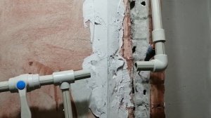 ПЕРЕНОС СТОЯКА ГОРЯЧЕЙ ВОДЫ. Как убрать трубы в стену