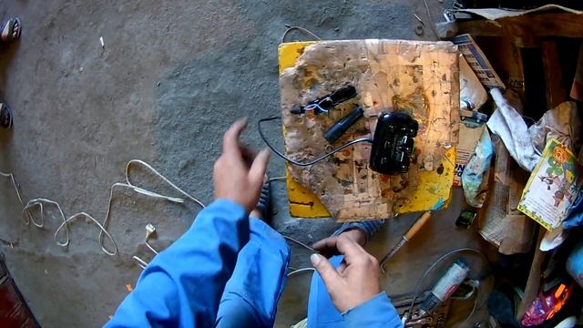 ЛАДА ЛАРГУС ПРЯЧЕМ ПРОВОДА ОТ РАДАРА,НАВИГАТОРА, РЕГИСТРАТОРА ПОД ОБИВКУ ПОТОЛКА смотреть онлайн