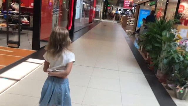 Сату Маре шопінг смотреть онлайн