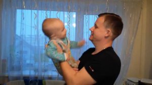 Укусил папу за нос